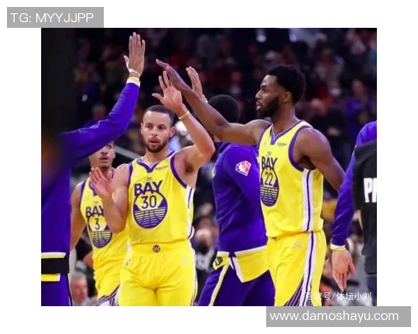 骑士与湖人第十二场对决精彩回顾与赛季展望分析